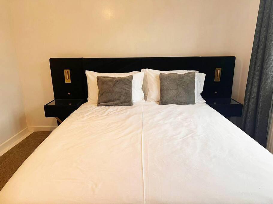 Shared House In Central Location Inverness Ngoại thất bức ảnh