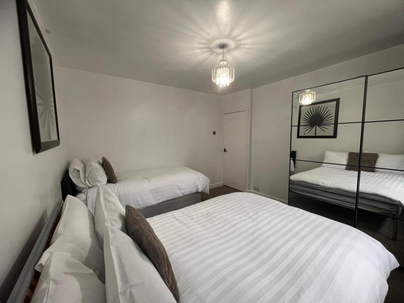 Shared House In Central Location Inverness Ngoại thất bức ảnh